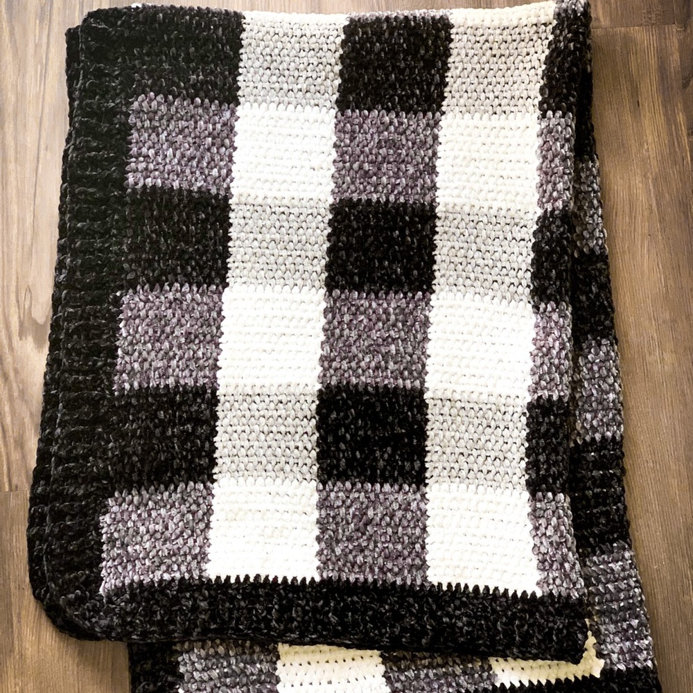 Crochet Buffalo Plaid Blanket